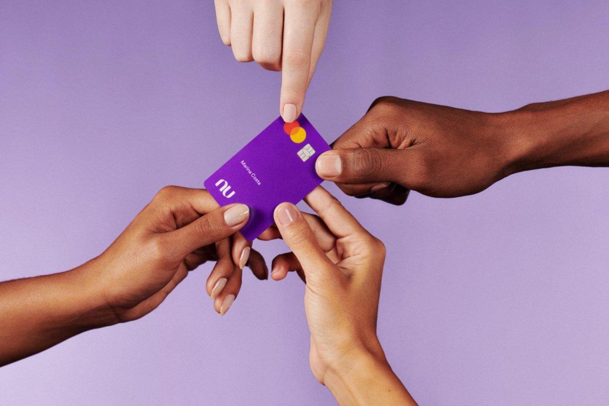 Nubank (ROXO34) autoriza recompra de US$ 1 bi em ações na NYSE